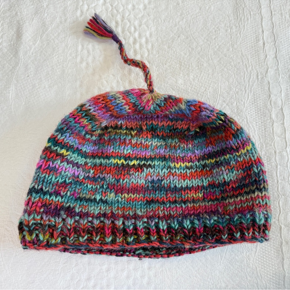 Lost Horizons Hat Wool Beanie Lined Handmade Nepal Black Adult OS Tassle